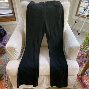 NWT Express - Black Flare Pants - Women’s 6
